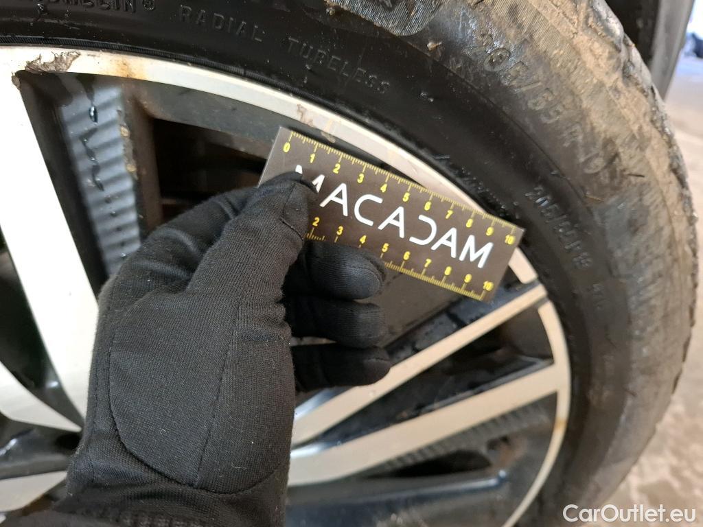  Peugeot  5008 PEUGEOT  / 2020 / 5P / SUV BlueHDi 180 S&S EAT8 GT Pack #8