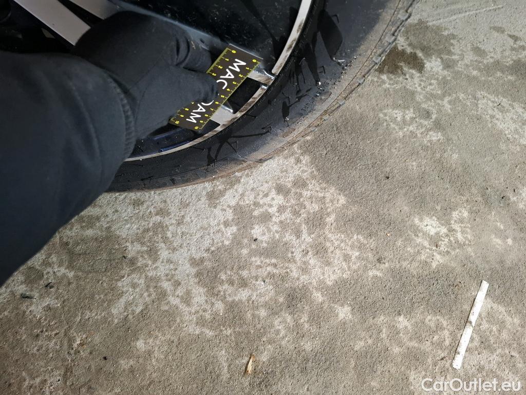  Peugeot  5008 PEUGEOT  / 2020 / 5P / SUV BlueHDi 180 S&S EAT8 GT Pack #20