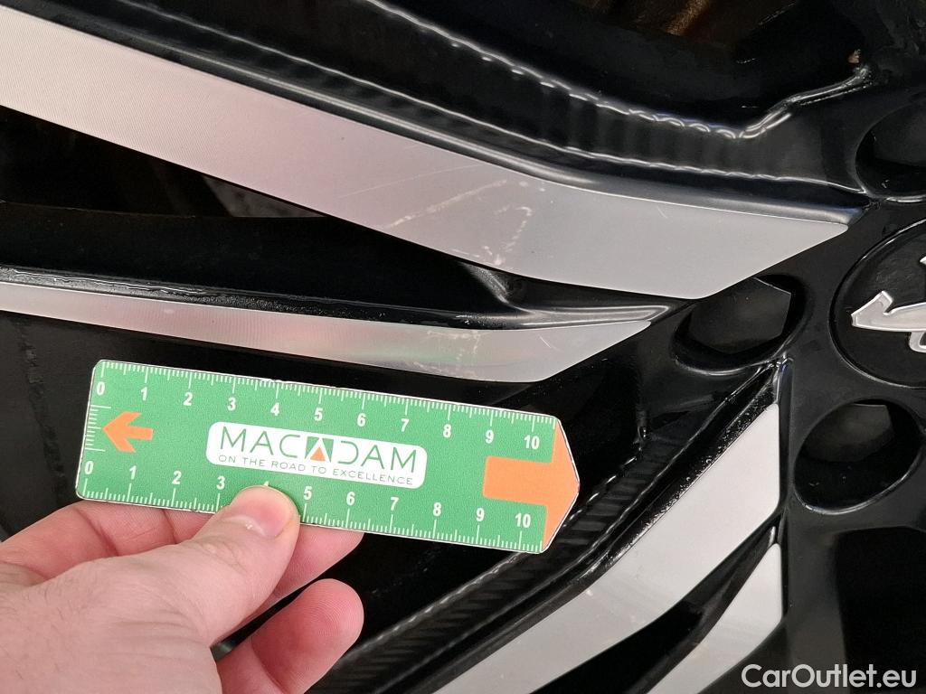  Peugeot  5008 PEUGEOT  / 2020 / 5P / SUV BlueHDi 130 S&S EAT8 GT Pack #23