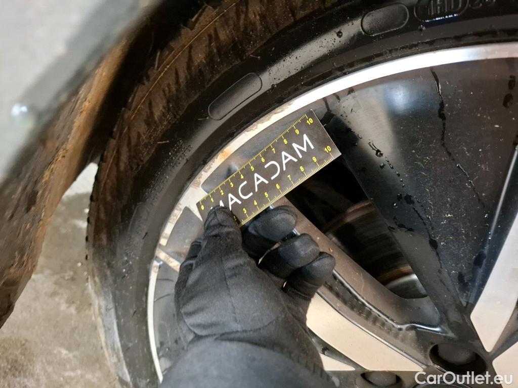  Peugeot  5008 PEUGEOT  / 2020 / 5P / SUV BlueHDi 180 S&S EAT8 GT Pack #9