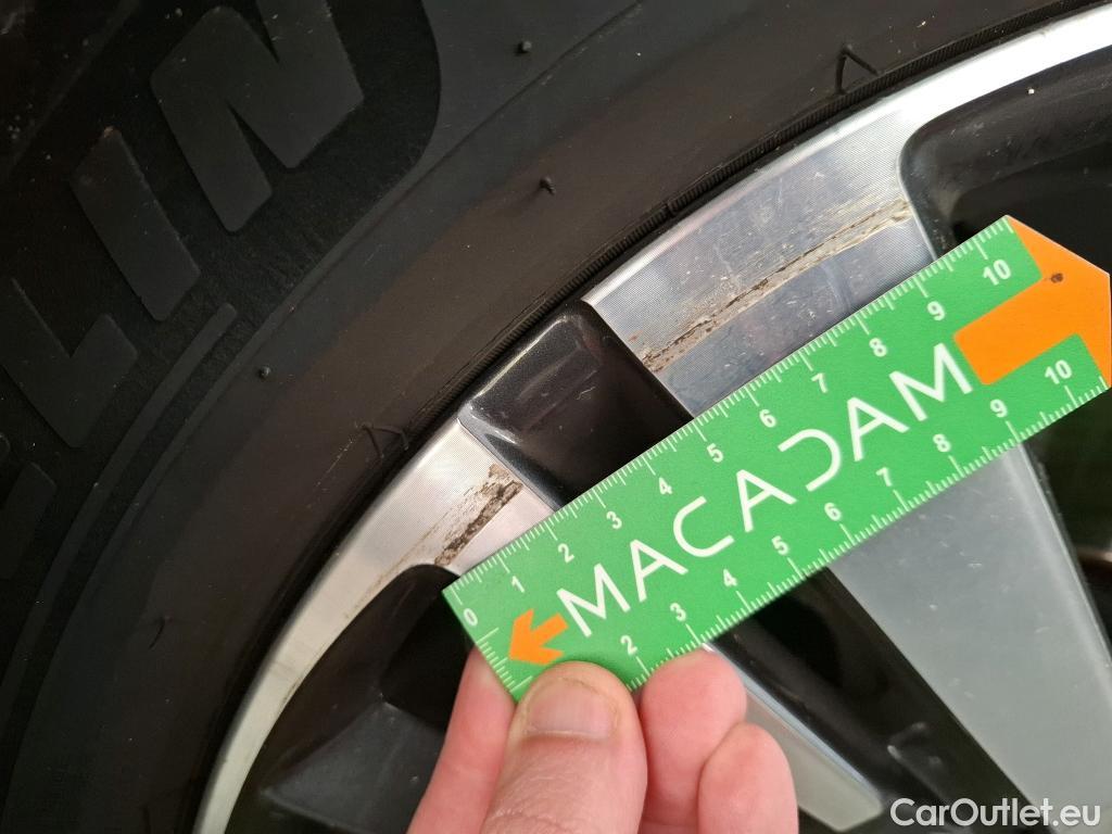  Peugeot  5008  Allure Pack 1.5 HDi 130CV BVA8 7 Sieges E6d #17