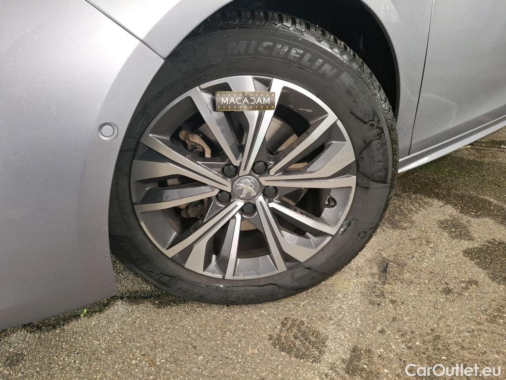  Peugeot  508 PEUGEOT  SW / 2018 / 5P / Break BlueHDi 130 S&S EAT8 Allure Pack #3