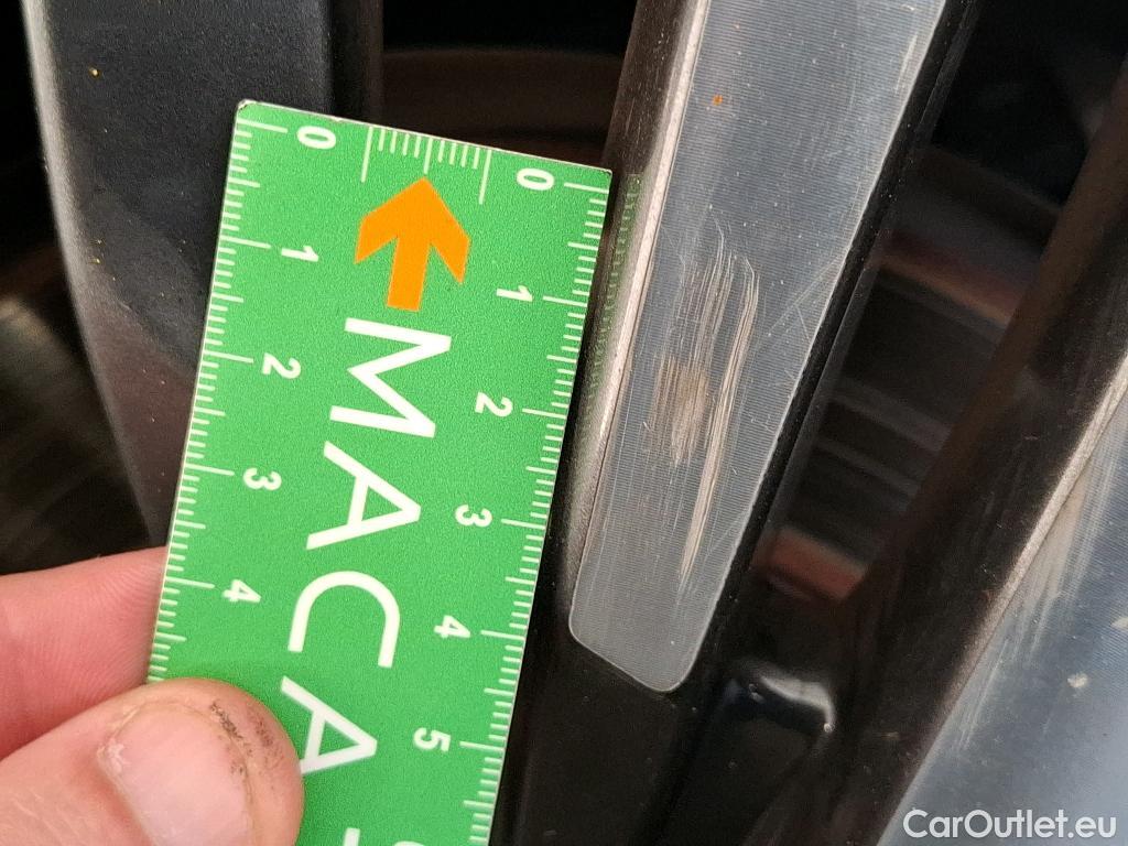  Peugeot  5008  Allure Pack 1.5 HDi 130CV BVA8 7 Sieges E6d #26