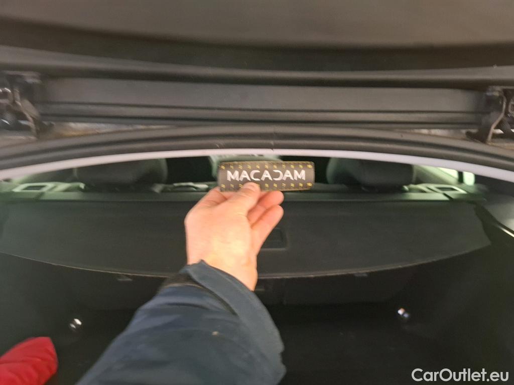  Peugeot  508 PEUGEOT  SW / 2018 / 5P / Break BlueHDi 130 S&S EAT8 Allure Pack #14