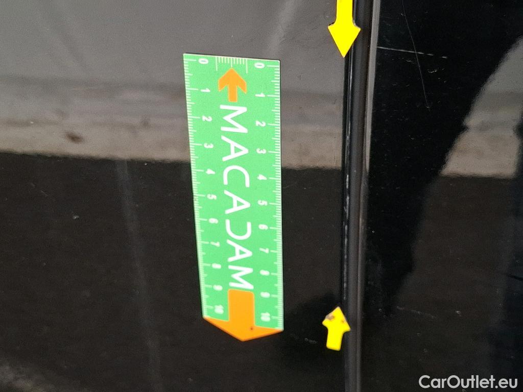  Peugeot  5008  Allure Pack 1.5 HDi 130CV BVA8 7 Sieges E6d #29