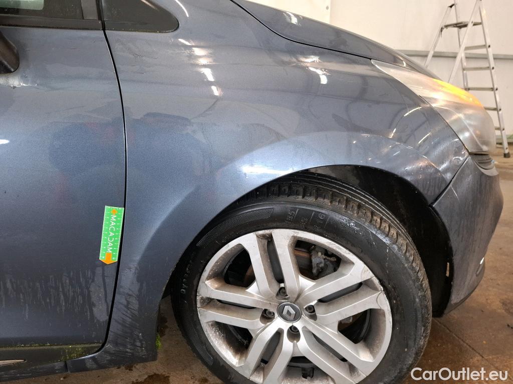  Renault  Clio  IV Business 1.5 dCi 75CV BVM5 E6 #1