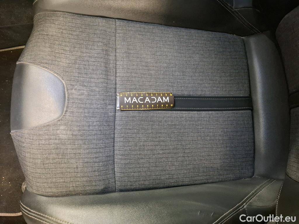  Peugeot  508 PEUGEOT  SW / 2018 / 5P / Break BlueHDi 130 S&S EAT8 Allure Pack #19