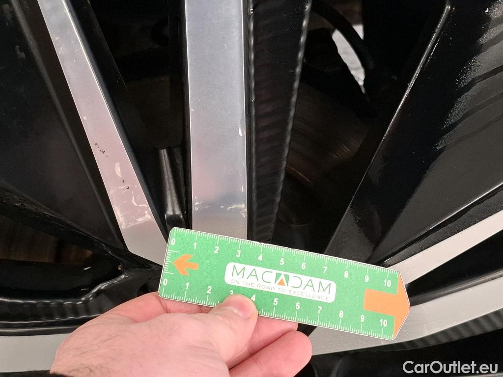  Peugeot  5008 PEUGEOT  / 2020 / 5P / SUV BlueHDi 130 S&S EAT8 GT Pack #22