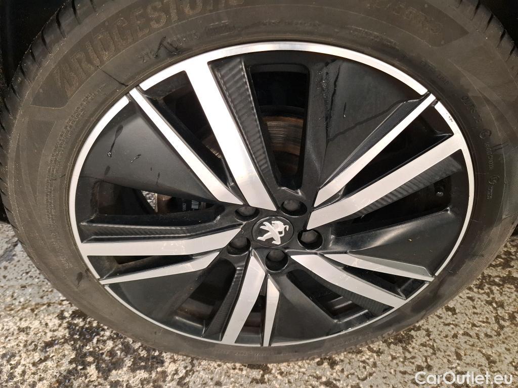  Peugeot  5008 PEUGEOT  / 2020 / 5P / SUV BlueHDi 130 S&S EAT8 GT Pack #26