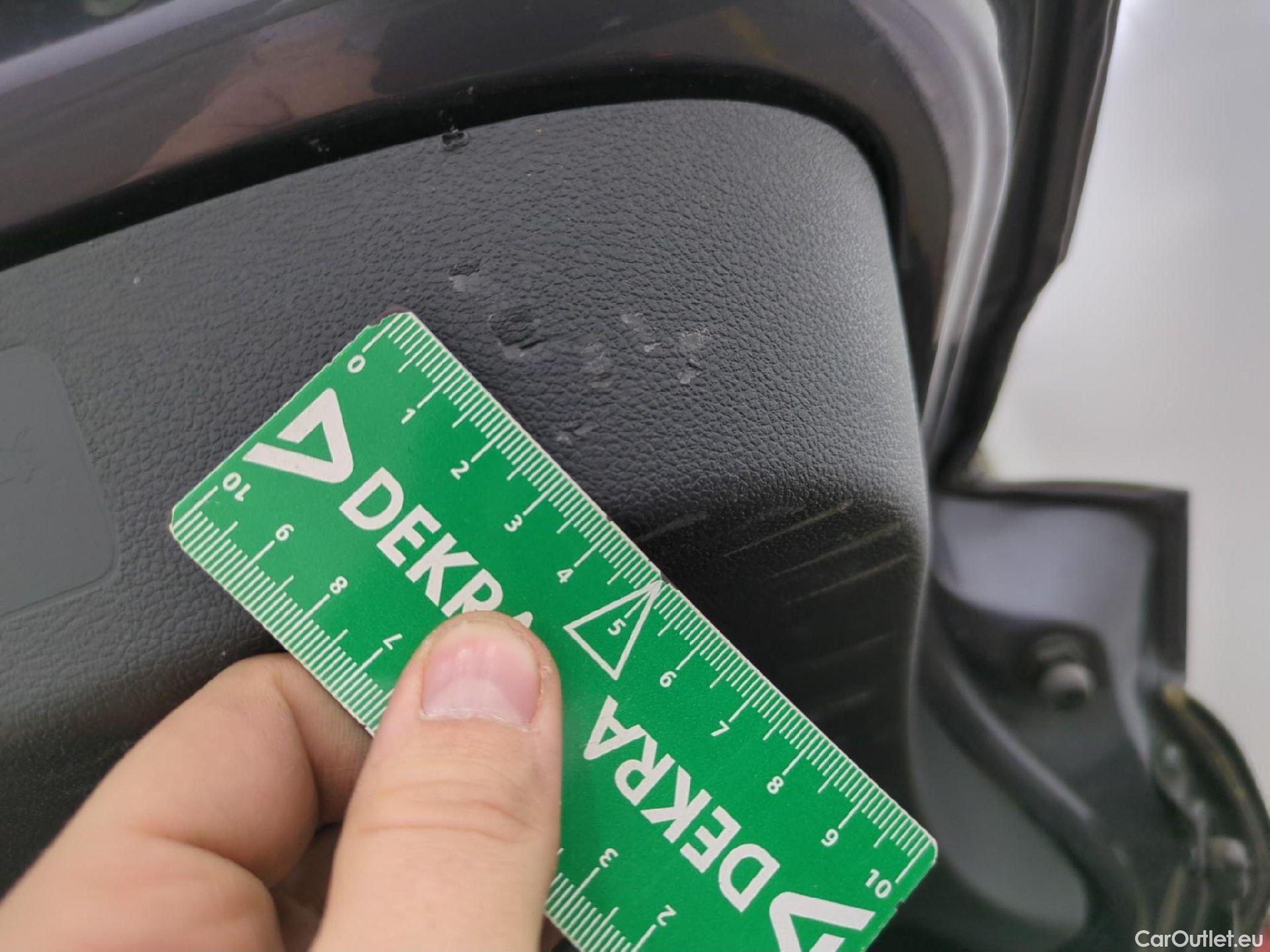  Volkswagen  T-CROSS VOLKSWAGEN  / 2018 / 5P / SUV 1.0 TSI 110ch DSG Carat #10