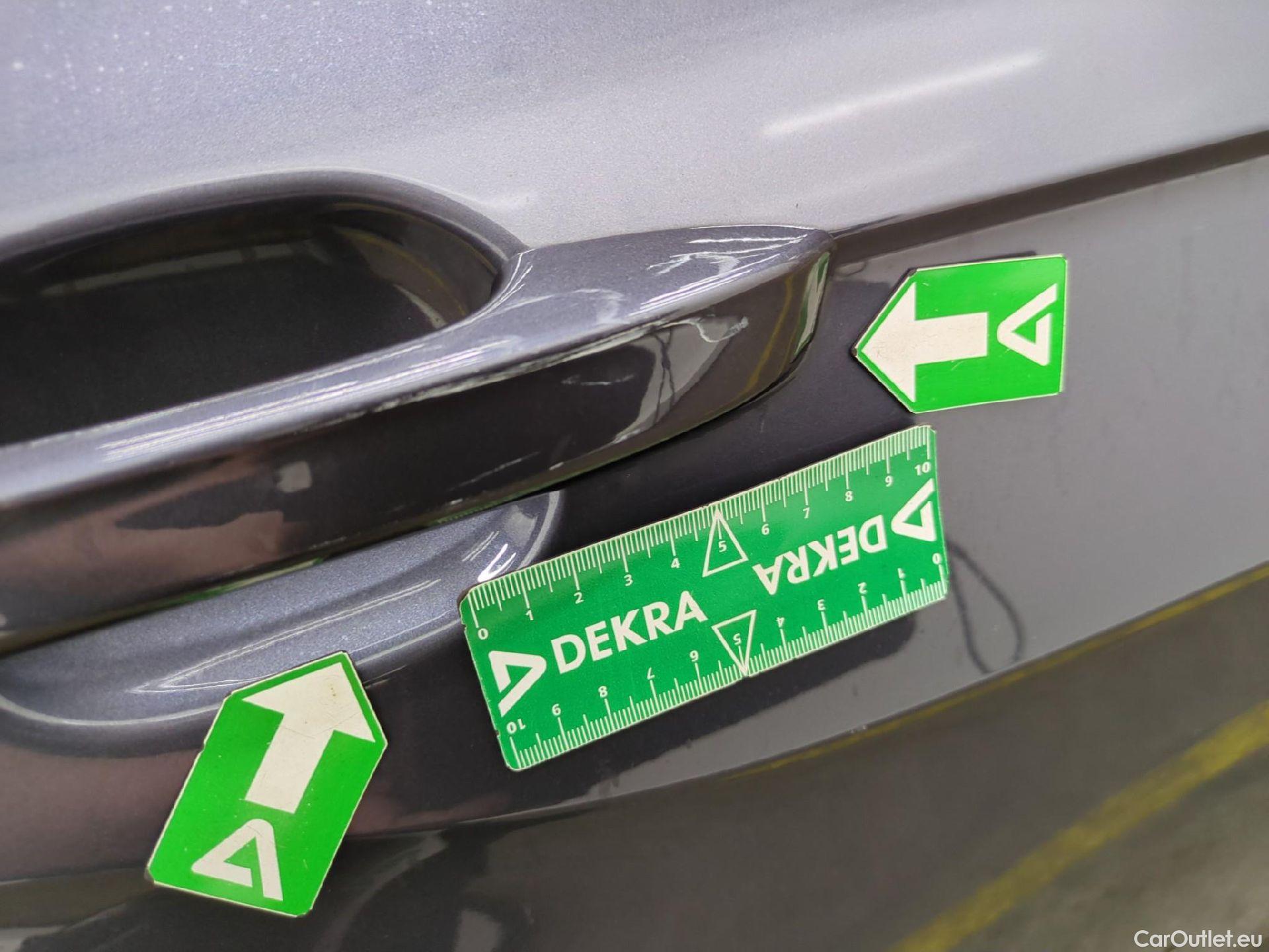  Volkswagen  T-CROSS VOLKSWAGEN  / 2018 / 5P / SUV 1.0 TSI 110ch DSG Carat #36