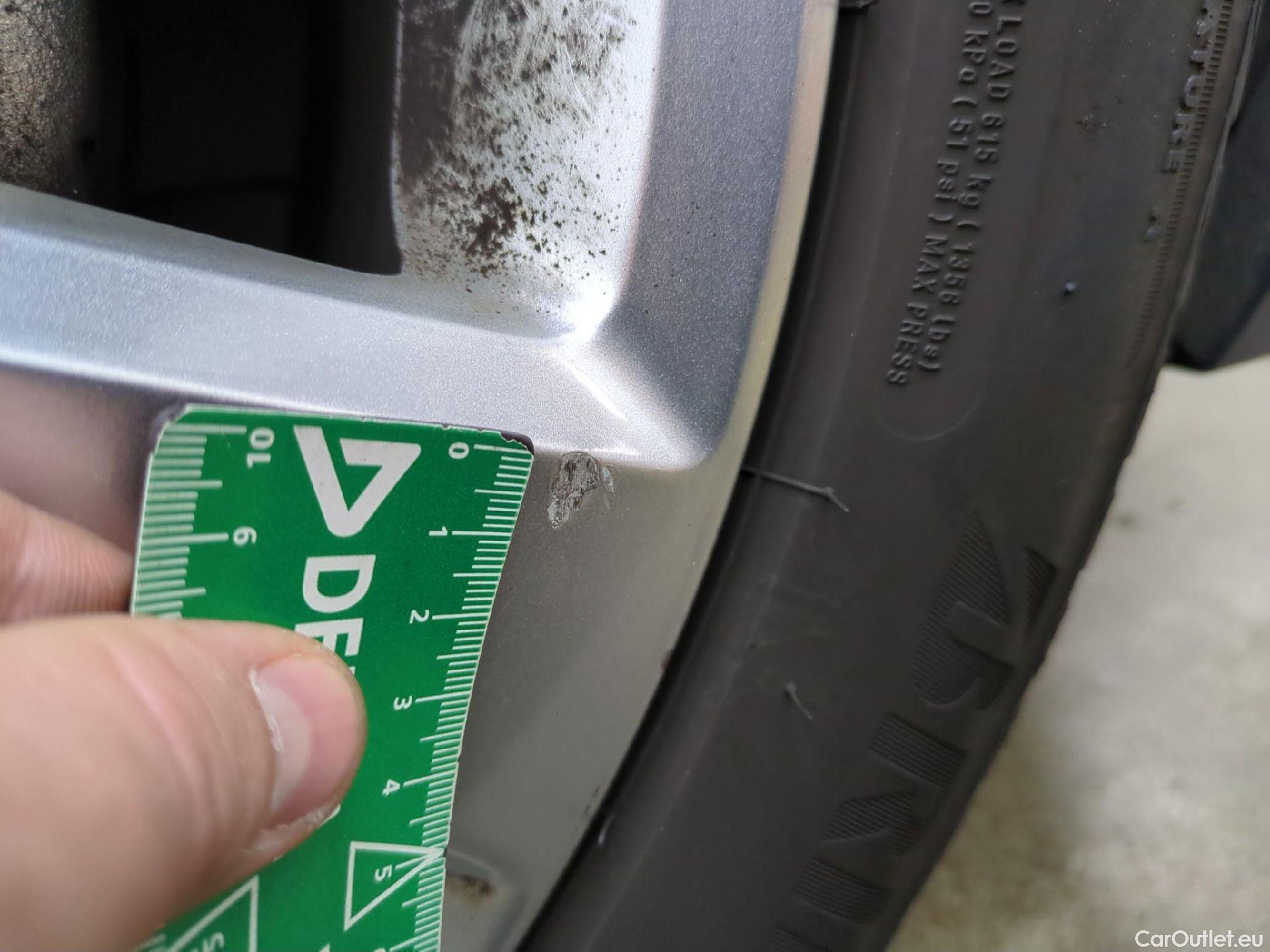  Volkswagen  T-CROSS VOLKSWAGEN  / 2018 / 5P / SUV 1.0 TSI 110ch DSG Carat #17