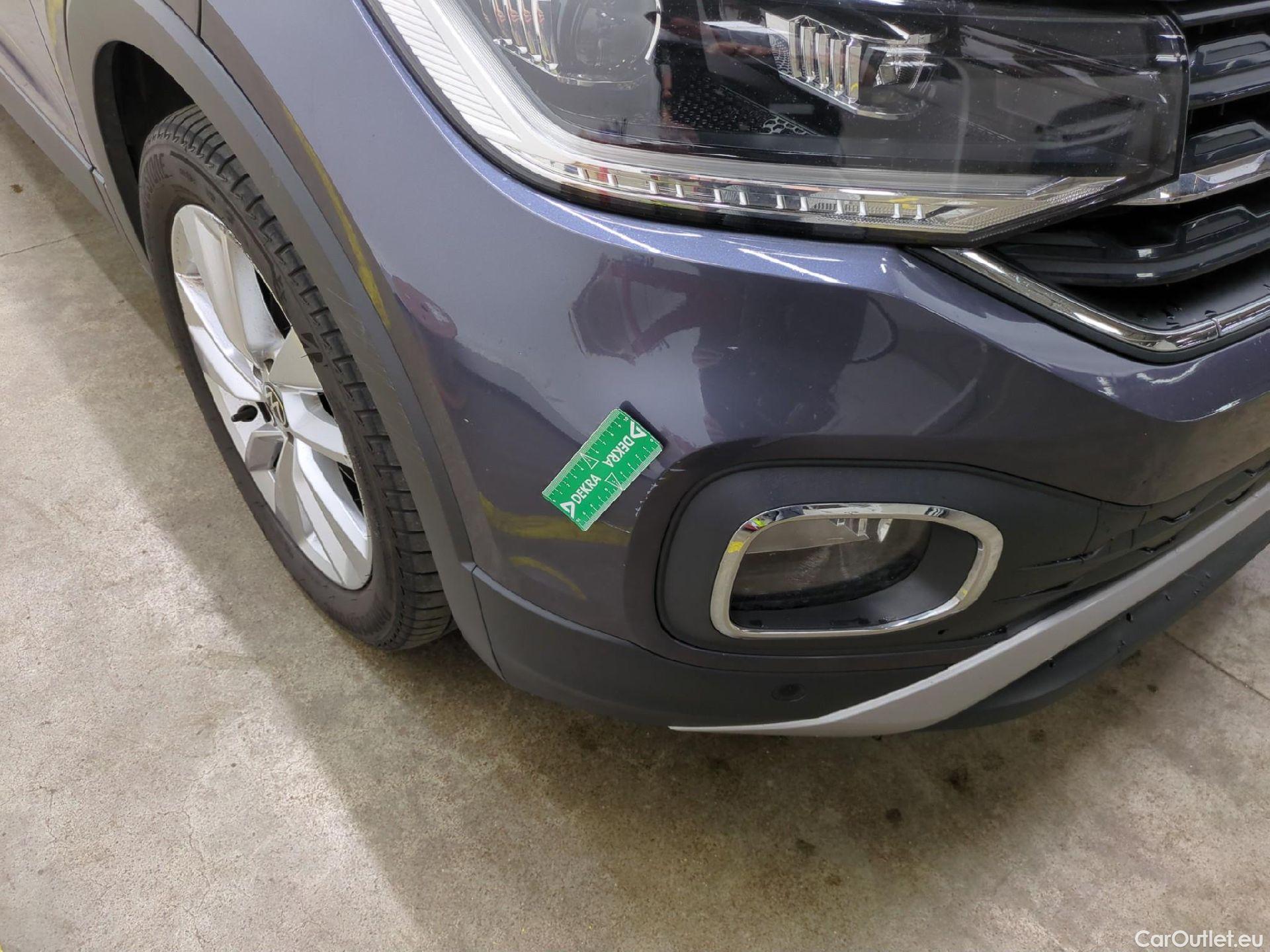  Volkswagen  T-CROSS VOLKSWAGEN  / 2018 / 5P / SUV 1.0 TSI 110ch DSG Carat #50