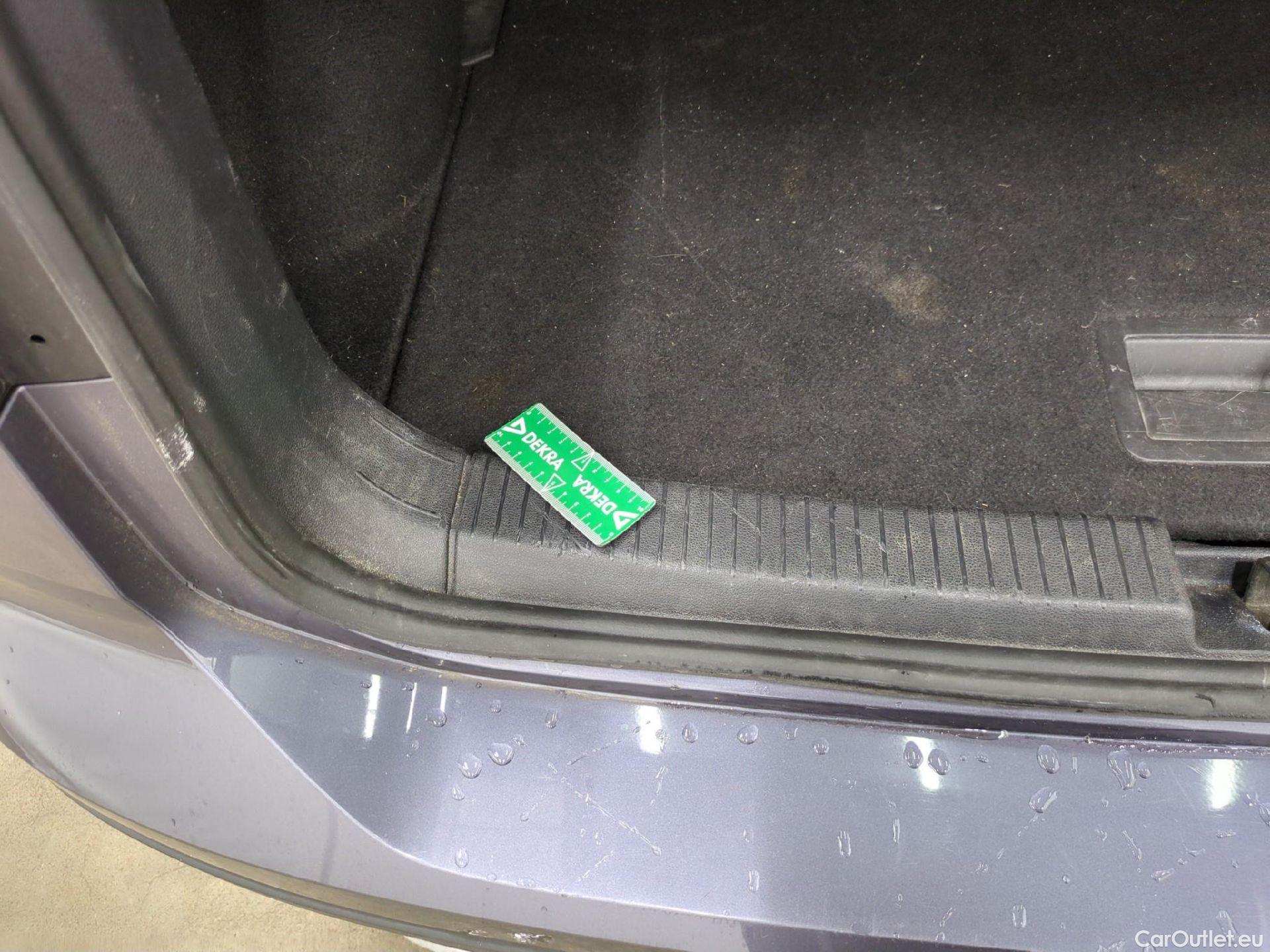  Volkswagen  T-CROSS VOLKSWAGEN  / 2018 / 5P / SUV 1.0 TSI 110ch DSG Carat #7