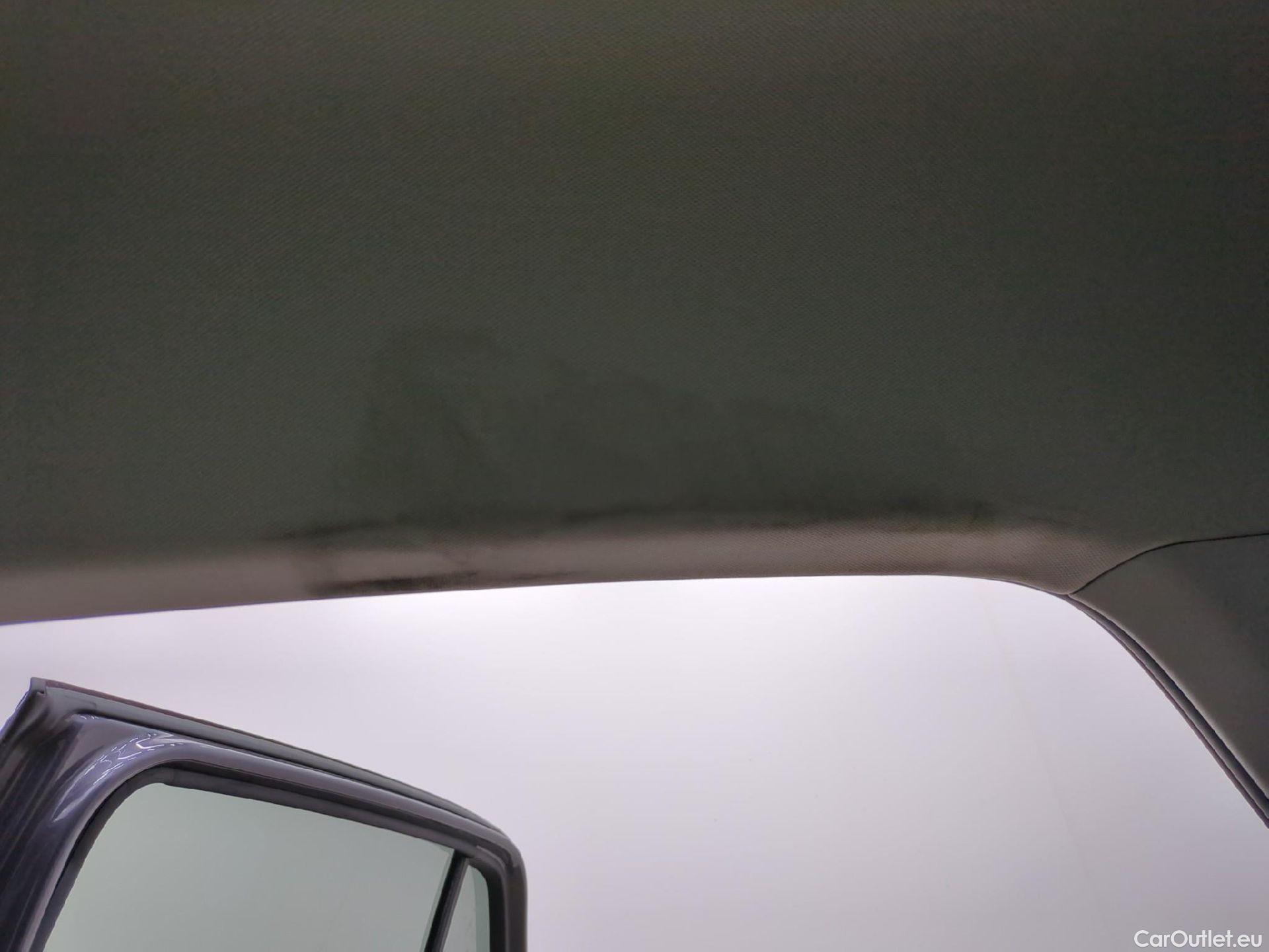  Volkswagen  T-CROSS VOLKSWAGEN  / 2018 / 5P / SUV 1.0 TSI 110ch DSG Carat #40