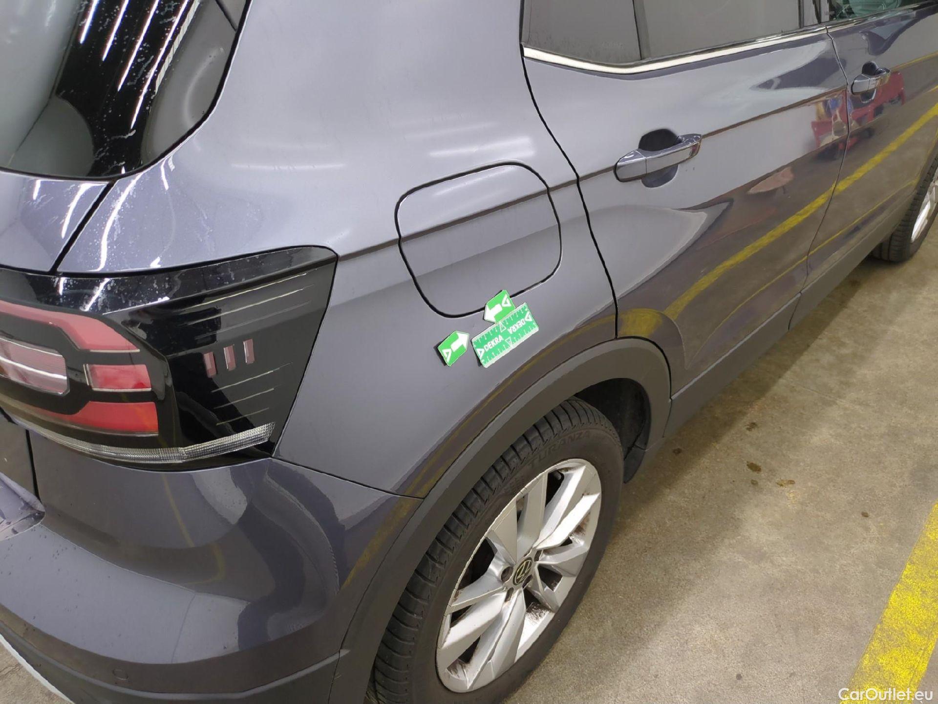  Volkswagen  T-CROSS VOLKSWAGEN  / 2018 / 5P / SUV 1.0 TSI 110ch DSG Carat #28