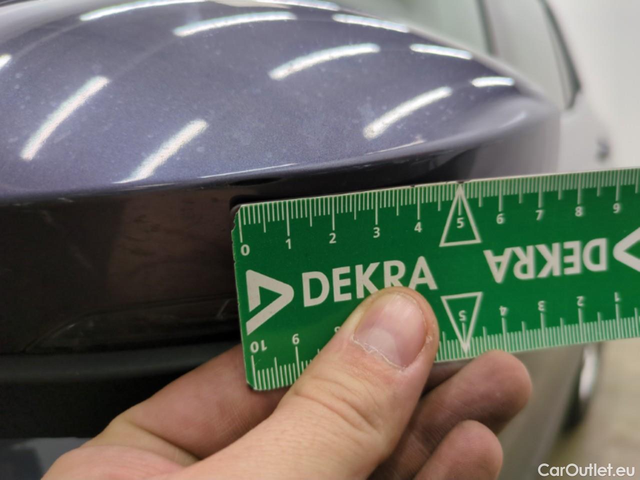  Volkswagen  T-CROSS VOLKSWAGEN  / 2018 / 5P / SUV 1.0 TSI 110ch DSG Carat #16