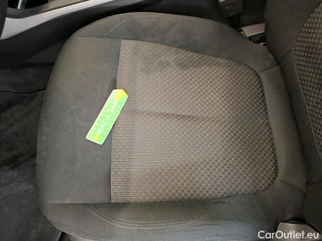  Bmw  Serie 1 BMW Série 1 / 2019 / 5P / Berline 116i DKG7 Business Design #26