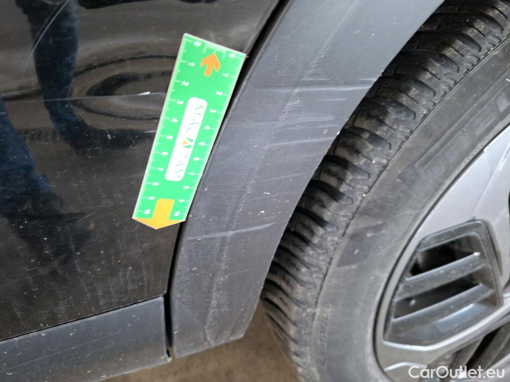  Citroen  C4 CITROEN  X / 2022 / 4P / Berline PureTech 130 S&S EAT8 Feel Pack #18