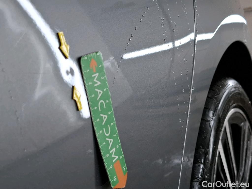  Bmw  Serie 1 BMW Série 1 / 2019 / 5P / Berline 116i DKG7 Business Design #29