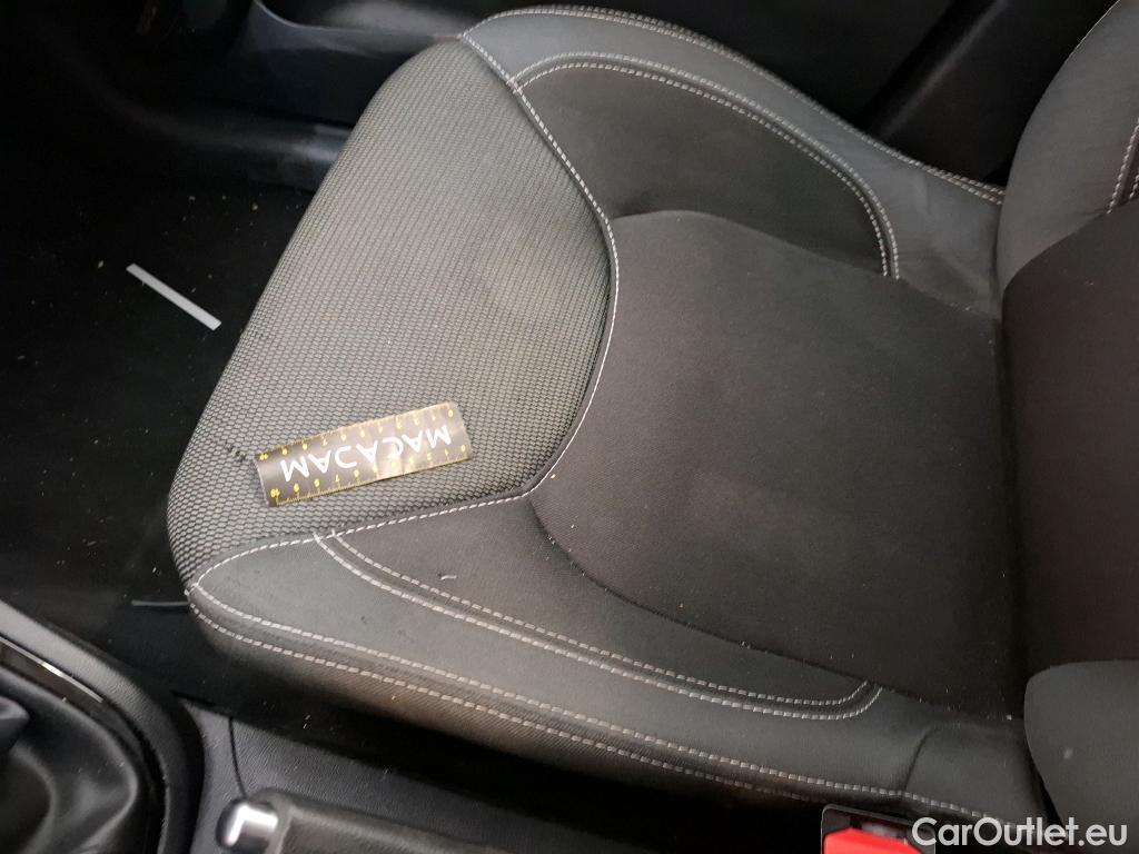  Renault  Clio  IV Business 1.5 dCi 90CV BVM5 E6 #7