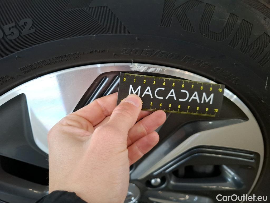  Hyundai  Konna Kona Intuitive Hybrid 2WD 1.6 GDI 140CV BVA6 E6d #14