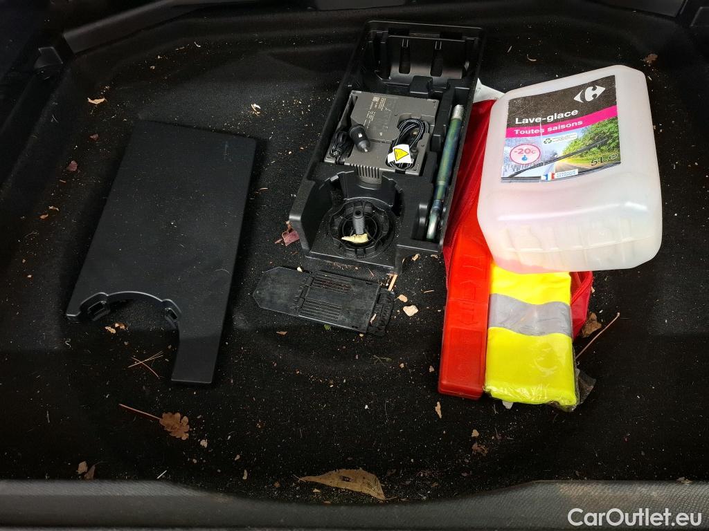  Peugeot  3008  II Allure Pack 1.2 PureTech 130CV BVA8 E6d #5