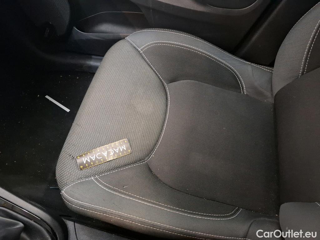  Renault  Clio  IV Business 1.5 dCi 90CV BVM5 E6 #12