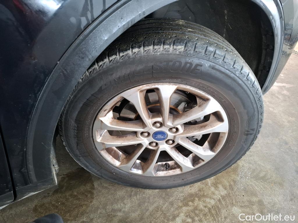  Ford  Kuga  Titanium Hybrid 2.5 190CV BVA6 E6dT #1