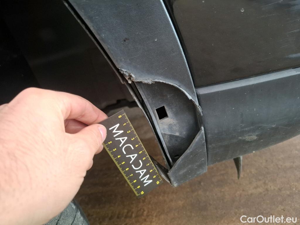  Nissan  Qashqai NISSAN  5p Crossover 1.2 DIG-T 115 Xtronic N-Connecta #42