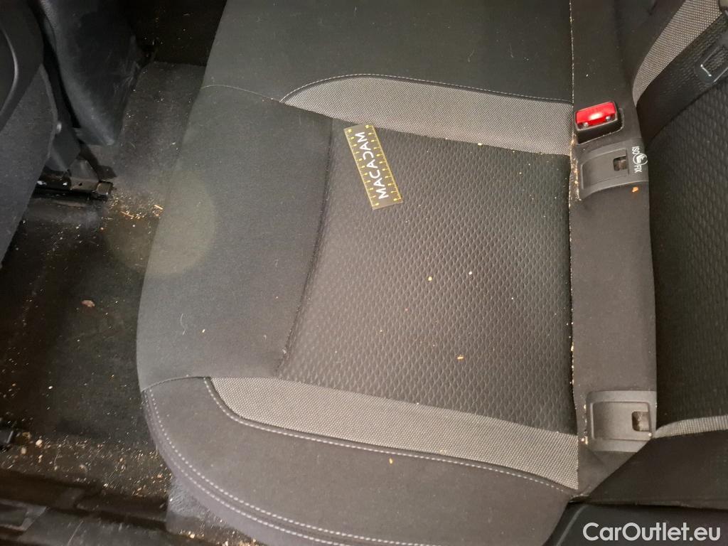  Nissan  Qashqai NISSAN  5p Crossover 1.2 DIG-T 115 Xtronic N-Connecta #105