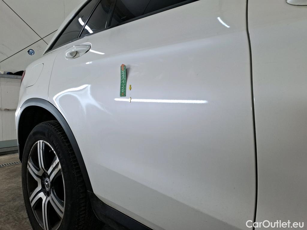  Mercedes  G-Klasee MERCEDES-BENZ GLC / 2019 / 5P / SUV GLC 300 e Business Line 4Matic #24