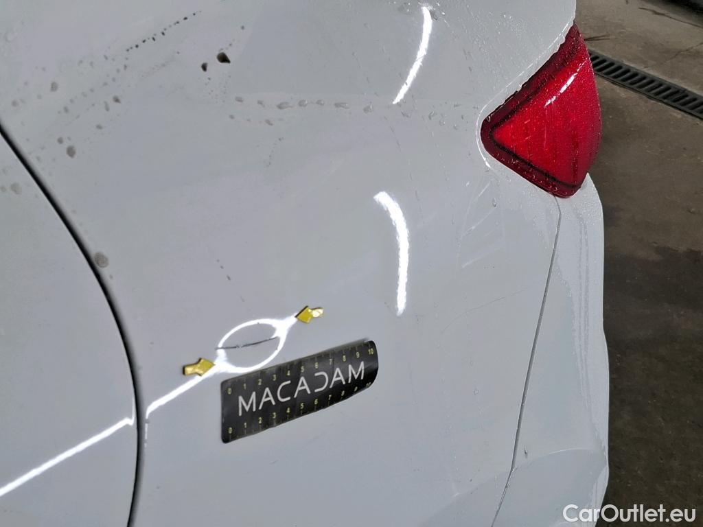  Renault  Clio  IV Business 1.5 dCi 90CV BVM5 E6 #42