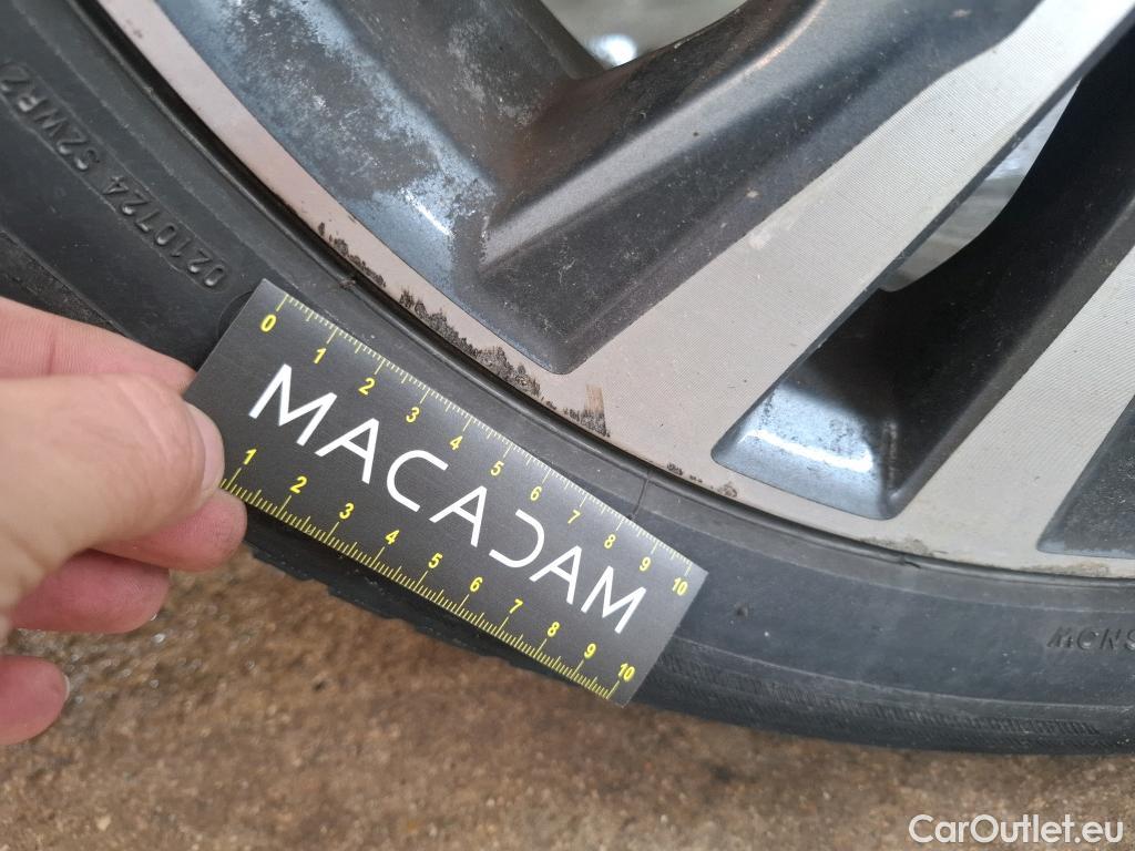  Nissan  Qashqai NISSAN  5p Crossover 1.2 DIG-T 115 Xtronic N-Connecta #81