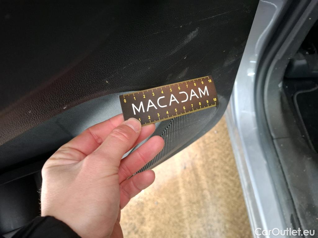  Opel   Grandland X Grandland X GS Line 1.5 130CV BVA8 E6d #31