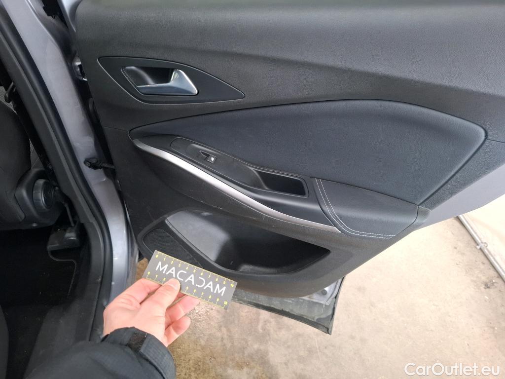  Opel   Grandland X Grandland X GS Line 1.5 130CV BVA8 E6d #20