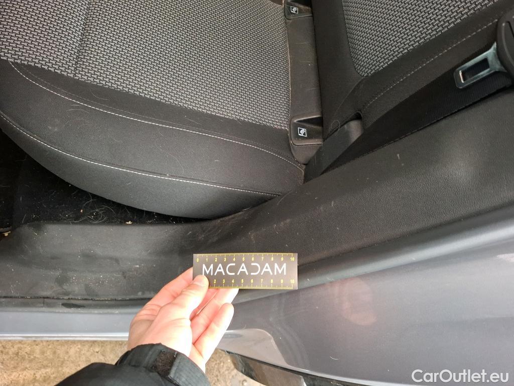  Opel   Grandland X Grandland X GS Line 1.5 130CV BVA8 E6d #64