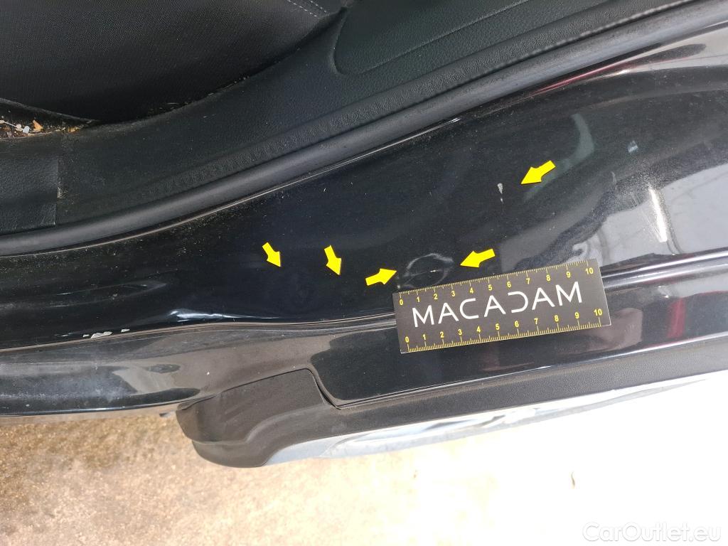  Nissan  Qashqai NISSAN  5p Crossover 1.2 DIG-T 115 Xtronic N-Connecta #64