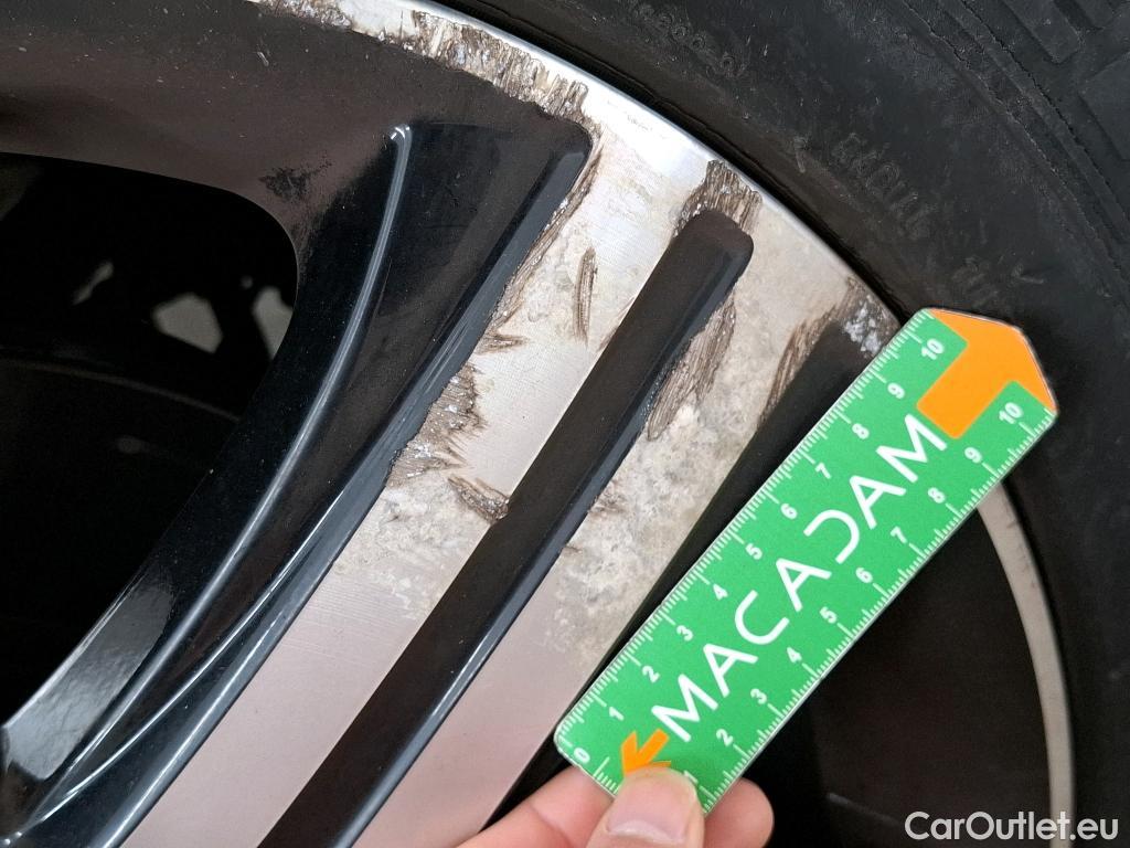  Mercedes  G-Klasee MERCEDES-BENZ GLC / 2019 / 5P / SUV GLC 300 e Business Line 4Matic #5