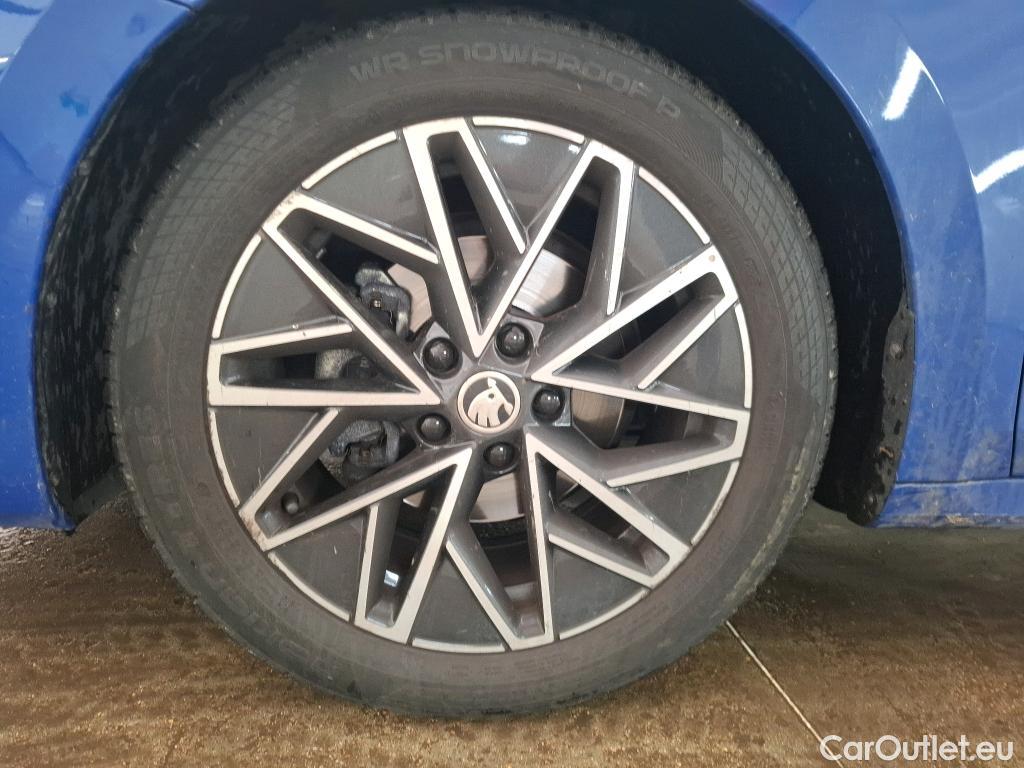  Skoda  Octavia  Berline Sportline 2.0 TDI 150CV BVA7 E6d #17