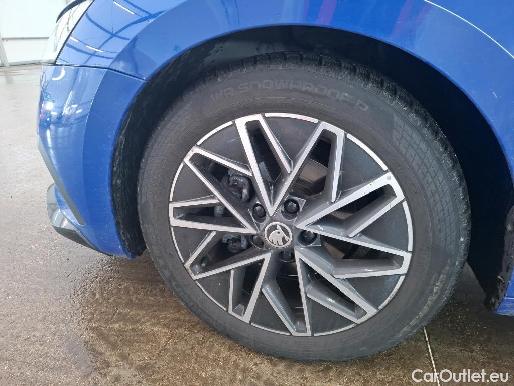  Skoda  Octavia  Berline Sportline 2.0 TDI 150CV BVA7 E6d #7