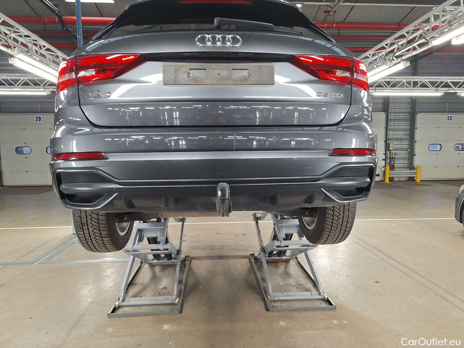  Audi  Q3 Audi,  '18, Audi  35 TDI S tronic S line Business Edition 5d #7