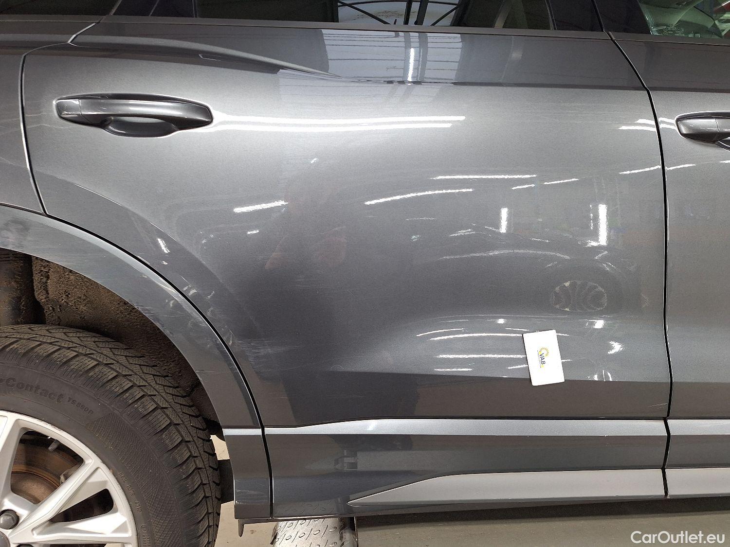  Audi  Q3 Audi,  '18, Audi  35 TDI S tronic S line Business Edition 5d #22