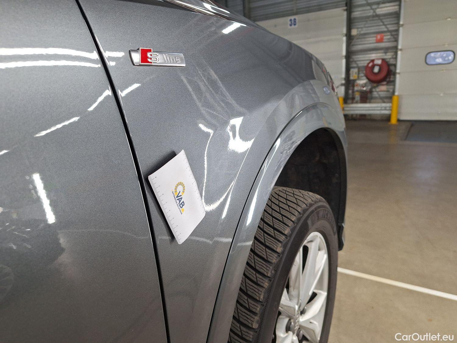  Audi  Q3 Audi,  '18, Audi  35 TDI S tronic S line Business Edition 5d #14