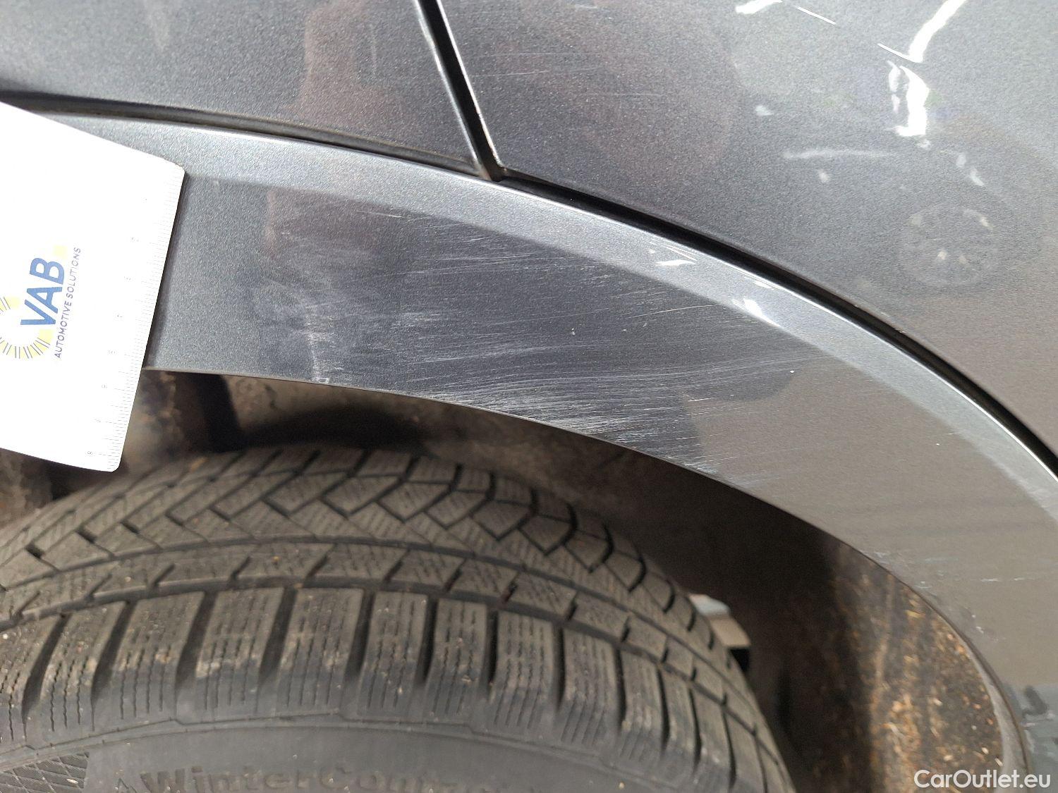  Audi  Q3 Audi,  '18, Audi  35 TDI S tronic S line Business Edition 5d #29