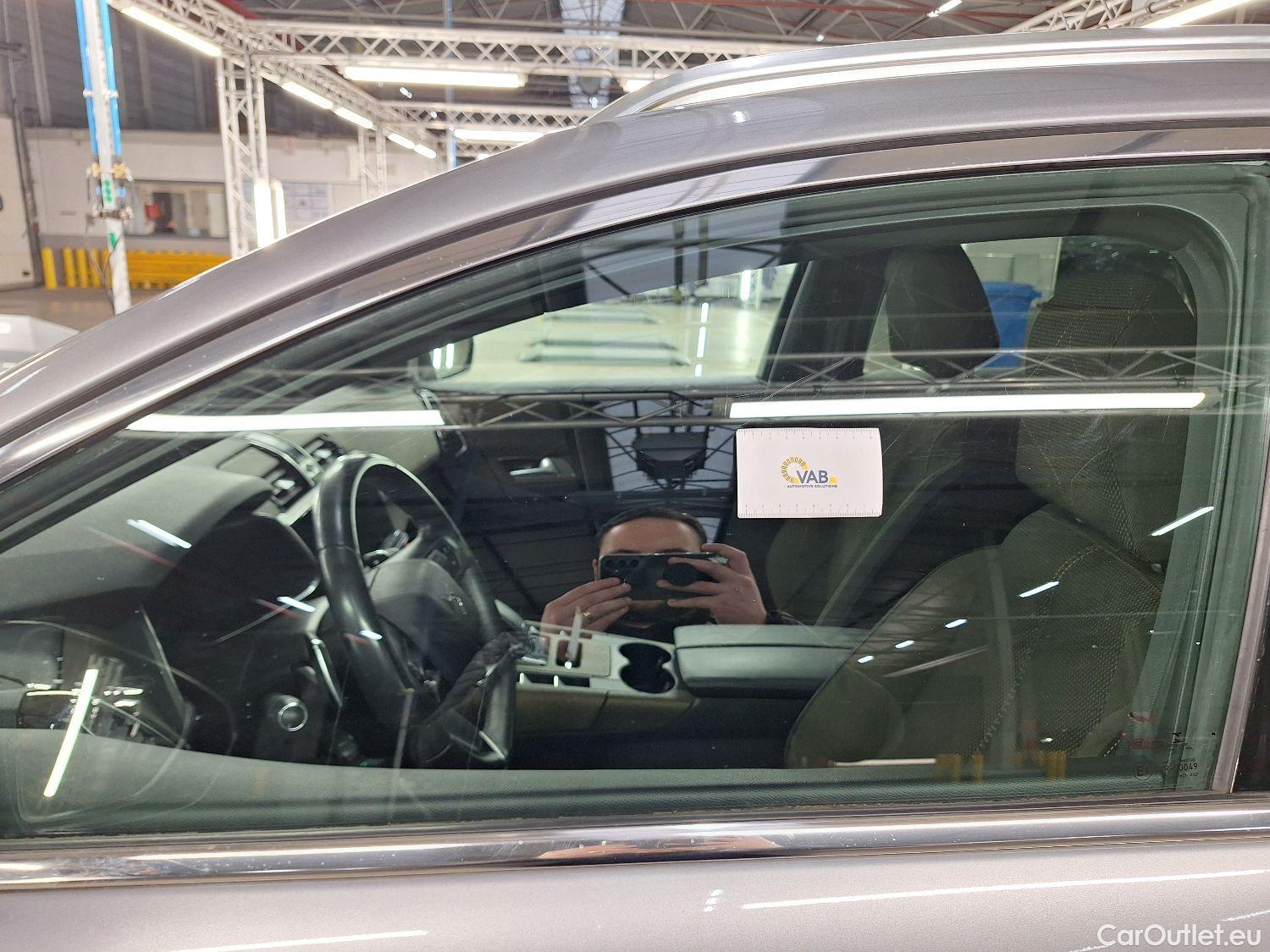  DS  DS7 DS,  CB '17, DS 7 Crossback 1.5 BlueHDi 130 Automatic So Chic 5 #52