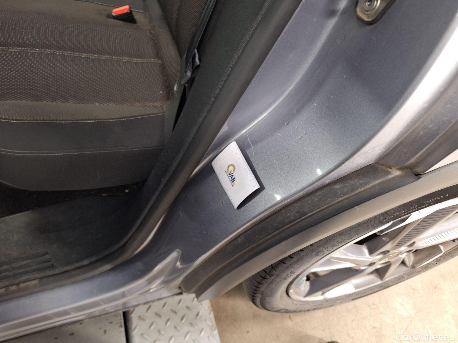  DS  DS7 DS,  CB '17, DS 7 Crossback 1.5 BlueHDi 130 Automatic So Chic 5 #48