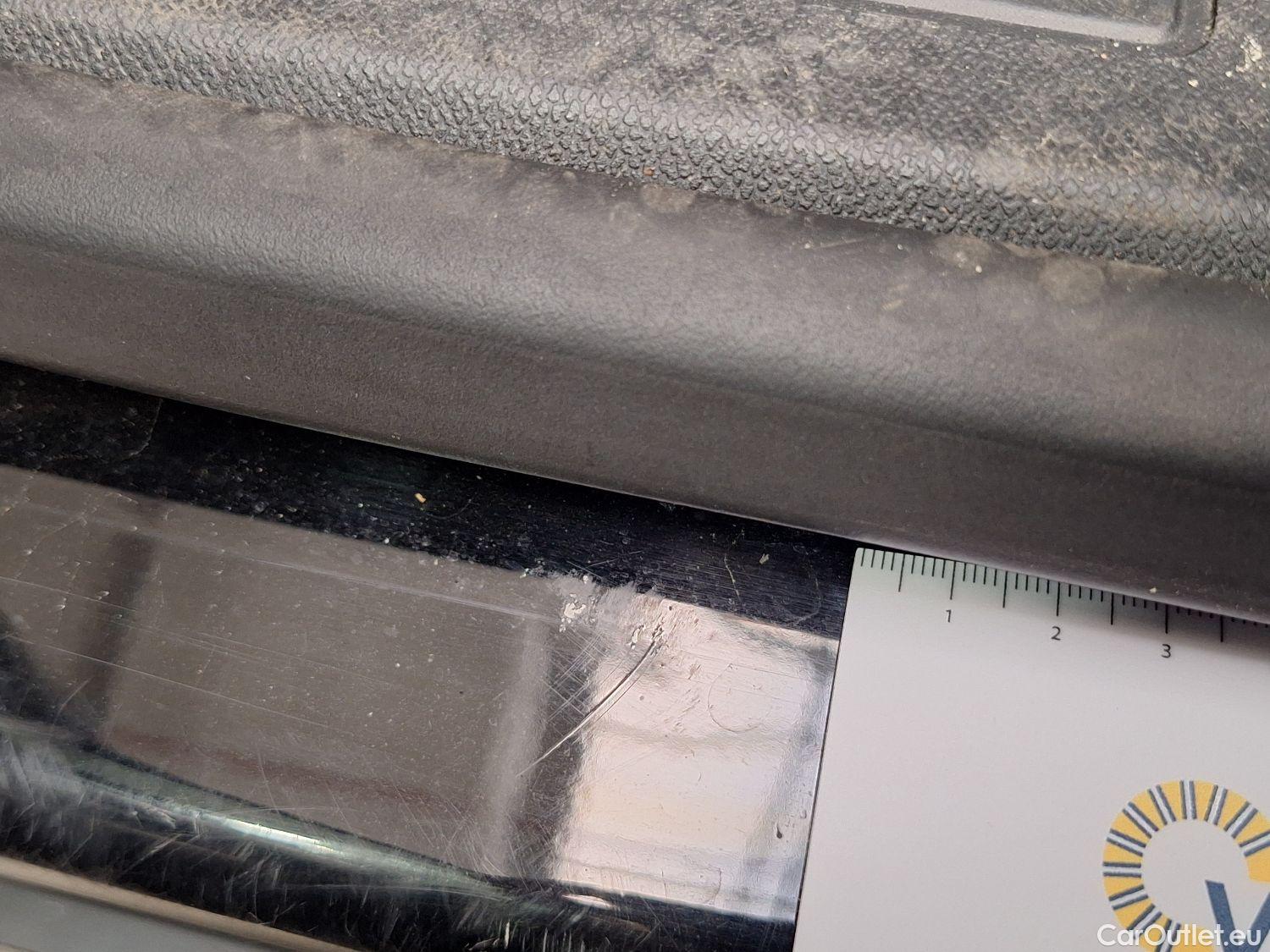  Peugeot  5008 Peugeot,  '16, Peugeot  1.5 BlueHDi 96kW S&S EAT8 Active 5d 7pl #63