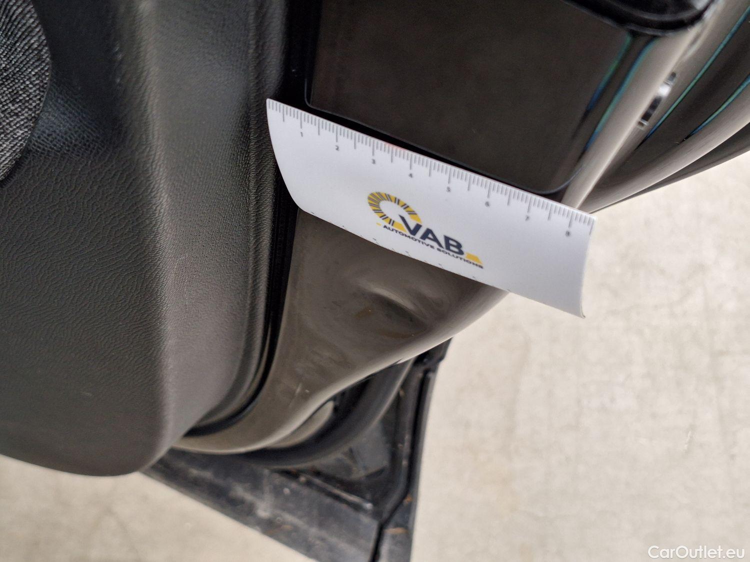  Peugeot  5008 Peugeot,  '16, Peugeot  1.5 BlueHDi 96kW S&S EAT8 Active 5d 7pl #22