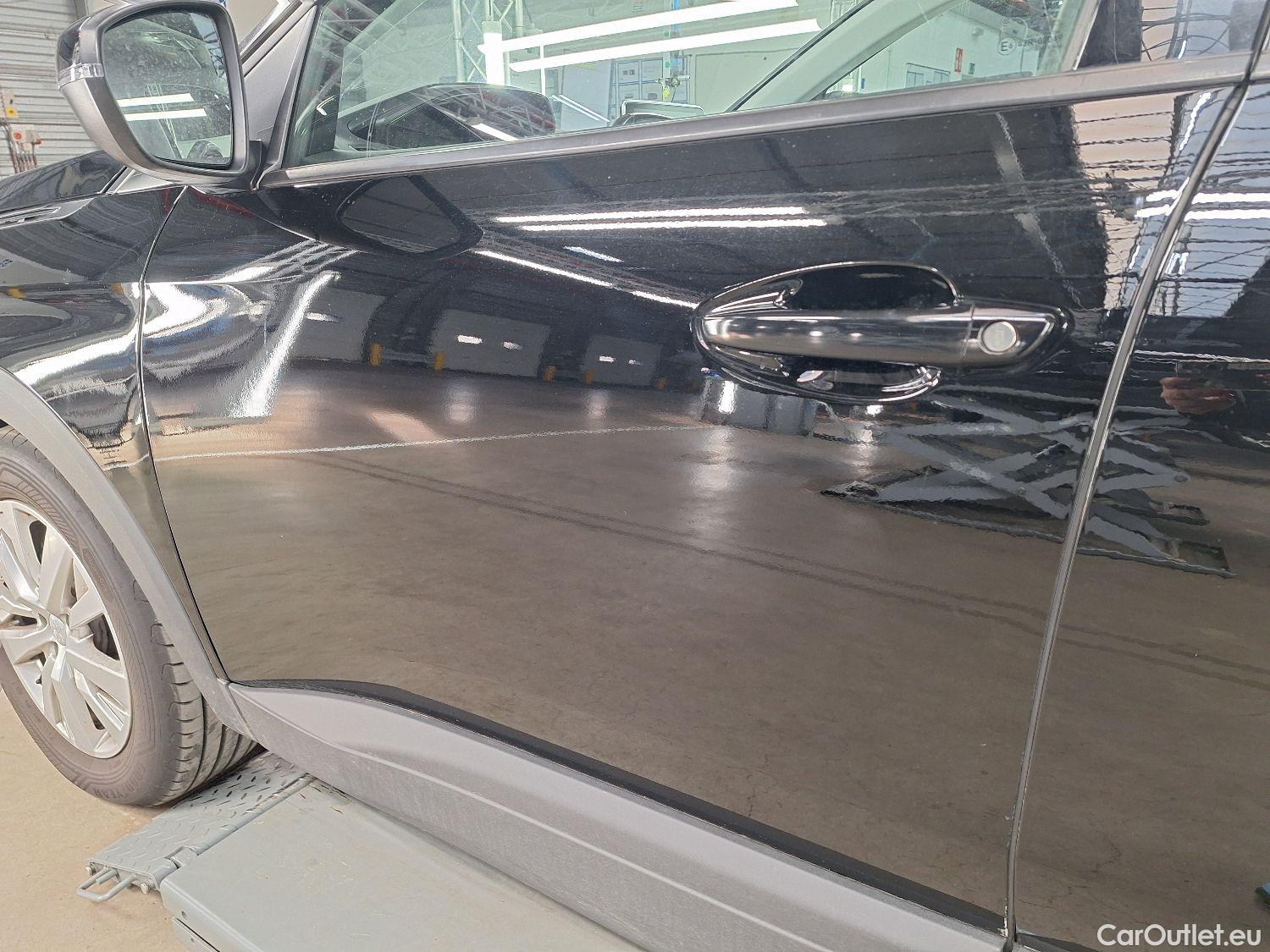  Peugeot  5008 Peugeot,  '16, Peugeot  1.5 BlueHDi 96kW S&S EAT8 Active 5d 7pl #51